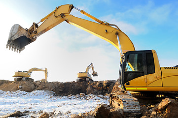 Image showing loader excavator bulldozers at work