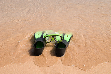 Image showing flippers and mask