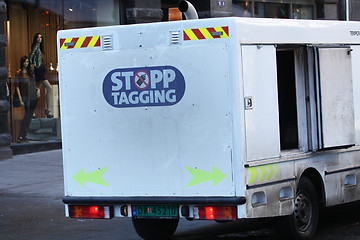 Image showing Stop tagging