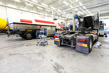 Image showing Truck garage