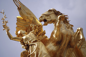 Image showing golden statue3