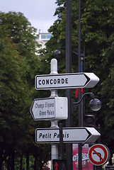 Image showing Paris directions