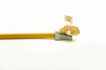 Image showing closeup of yellow pencil sharpend
