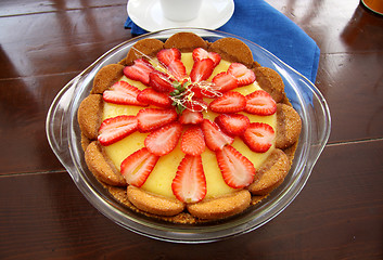 Image showing Strawberry Custard Biscuit Tart