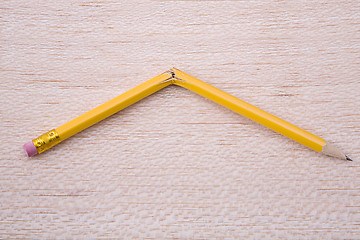 Image showing broken pencil