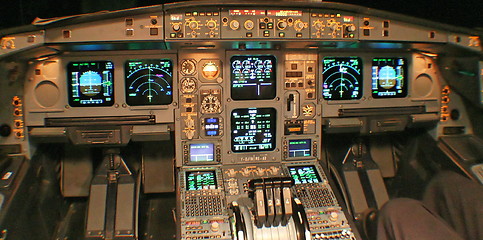 Image showing Airbus A 340 Cockpit in flight