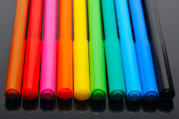 Image showing Colored felt pens