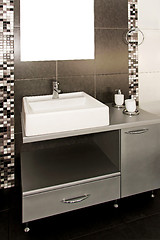 Image showing Black lavatory