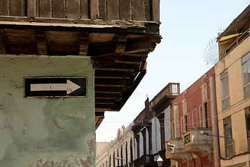 Image showing One Way Sign in Lima