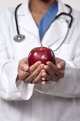 Image showing Doctor recommending healthy diet