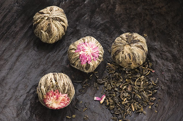 Image showing Green chinese tea balls