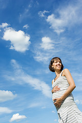 Image showing Pregnant woman smiling