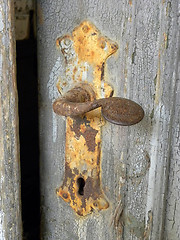 Image showing old door handle