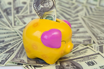 Image showing Piggy bank