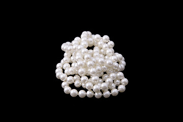 Image showing white pearl beads