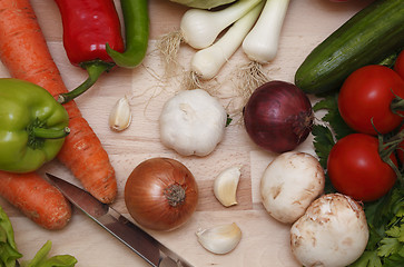 Image showing Vegetables and knife