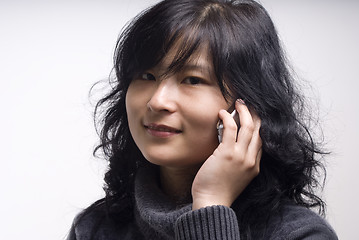 Image showing businesswoman talking on the mobile phone