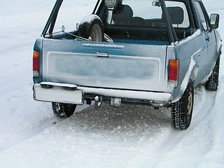 Image showing Frozen car