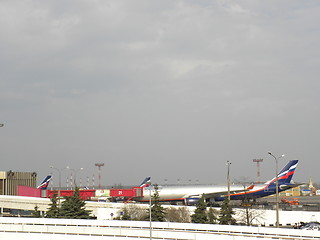 Image showing Russia. Moscow. International airport Sheremetyevo. 15 April 2010.  Air-liner of Aeroflot  