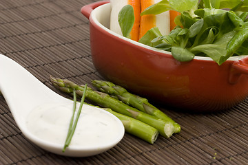 Image showing salad and tzatziki