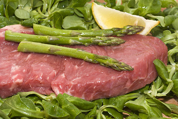 Image showing beef and asparagus