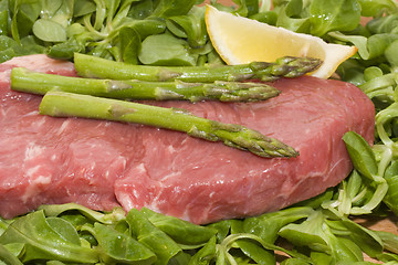 Image showing Beef and asparagus