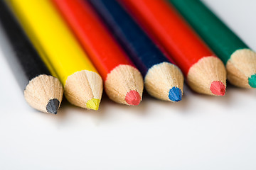 Image showing Colourful crayons