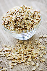 Image showing Bowl of raw rolled oats