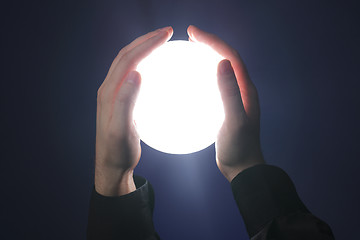 Image showing Glowing sphere