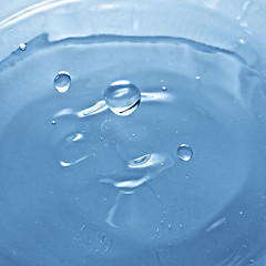 Image showing Droplets over water