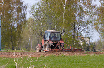 Image showing farmer on the field