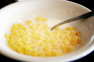 Image showing Milk and cornflakes