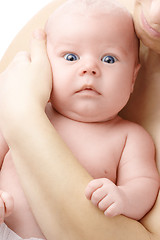 Image showing Cute newborn in mother's hands