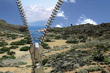 Image showing Zipper concept. Desert and ocean