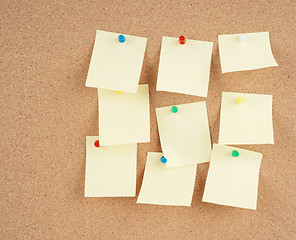 Image showing notes on corkboard