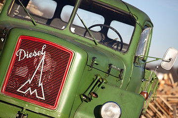 Image showing Old green Truck