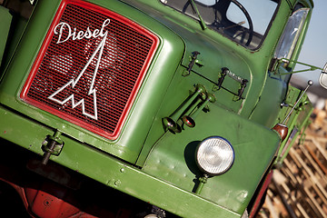 Image showing Old green Truck