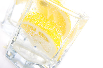 Image showing soda water and lemon slices