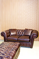 Image showing Leather settee