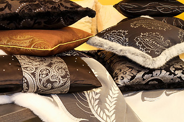 Image showing Pillows 2