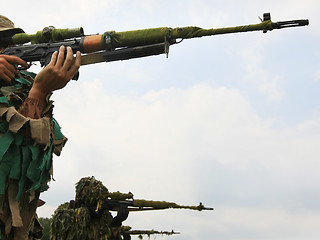 Image showing maroon berets 