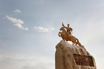 Image showing statue of Damdin Sukhbaatar