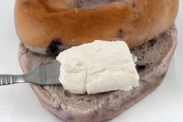 Image showing Bagel and Cream cheese