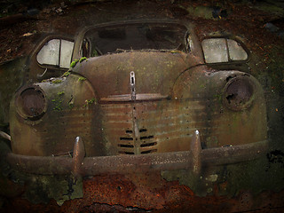 Image showing Vintage scrap car