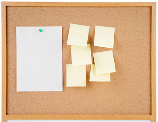 Image showing notes on corkboard