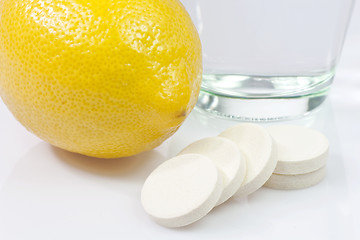 Image showing Vitamin pill