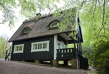 Image showing Beautiful thatched house