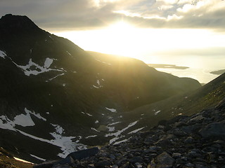 Image showing Sun behind Peppertind