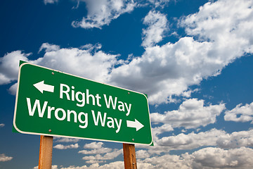 Image showing Right Way, Wrong Way Green Road Sign