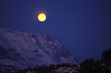Image showing Shining Moon II